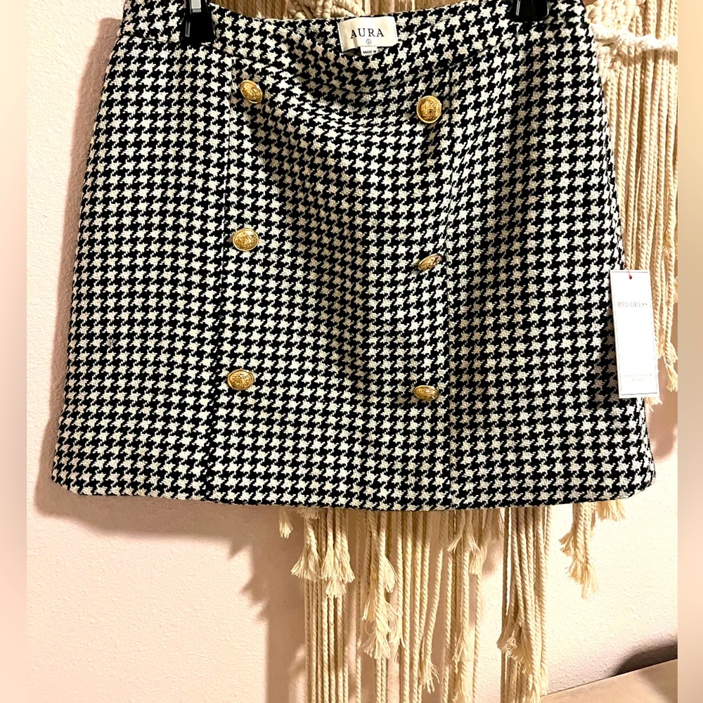 NWT Tweed mini skirt - Large